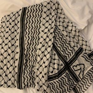 VELA Palestinian scarf